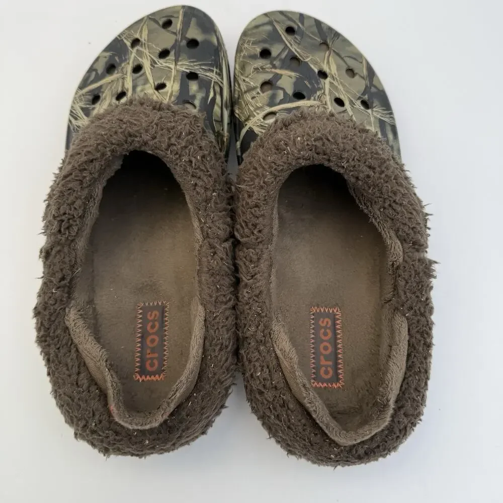 Crocs Unisex CAMO Fleece Lined Clogs Mens Size 10 Womens 12 Comfort Slip on Shoe